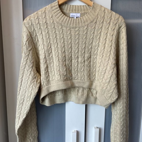 Danielle Bernstein Cropped Sweater, size L - Picture 1 of 4